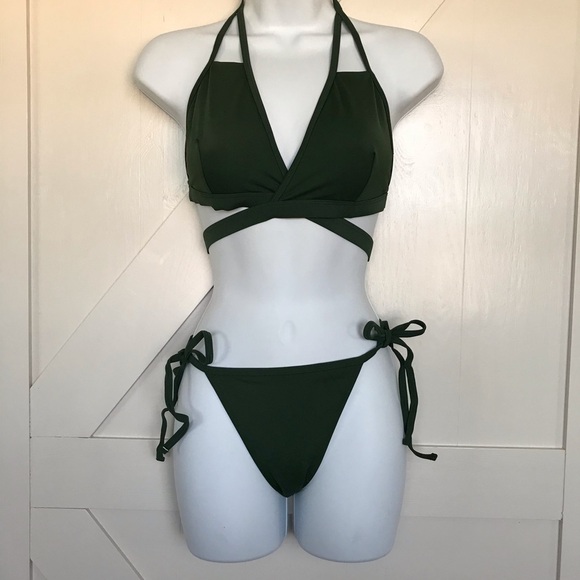 Green bikini swimsuit - Picture 6 of 6